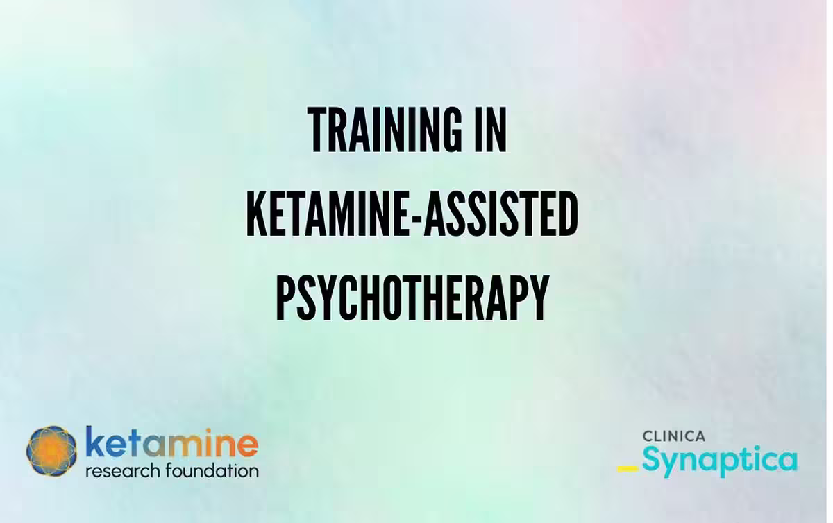 KAP training banner with the KRF and Clínica Synaptica logos